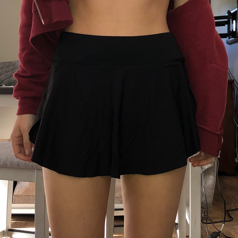 Black skirt